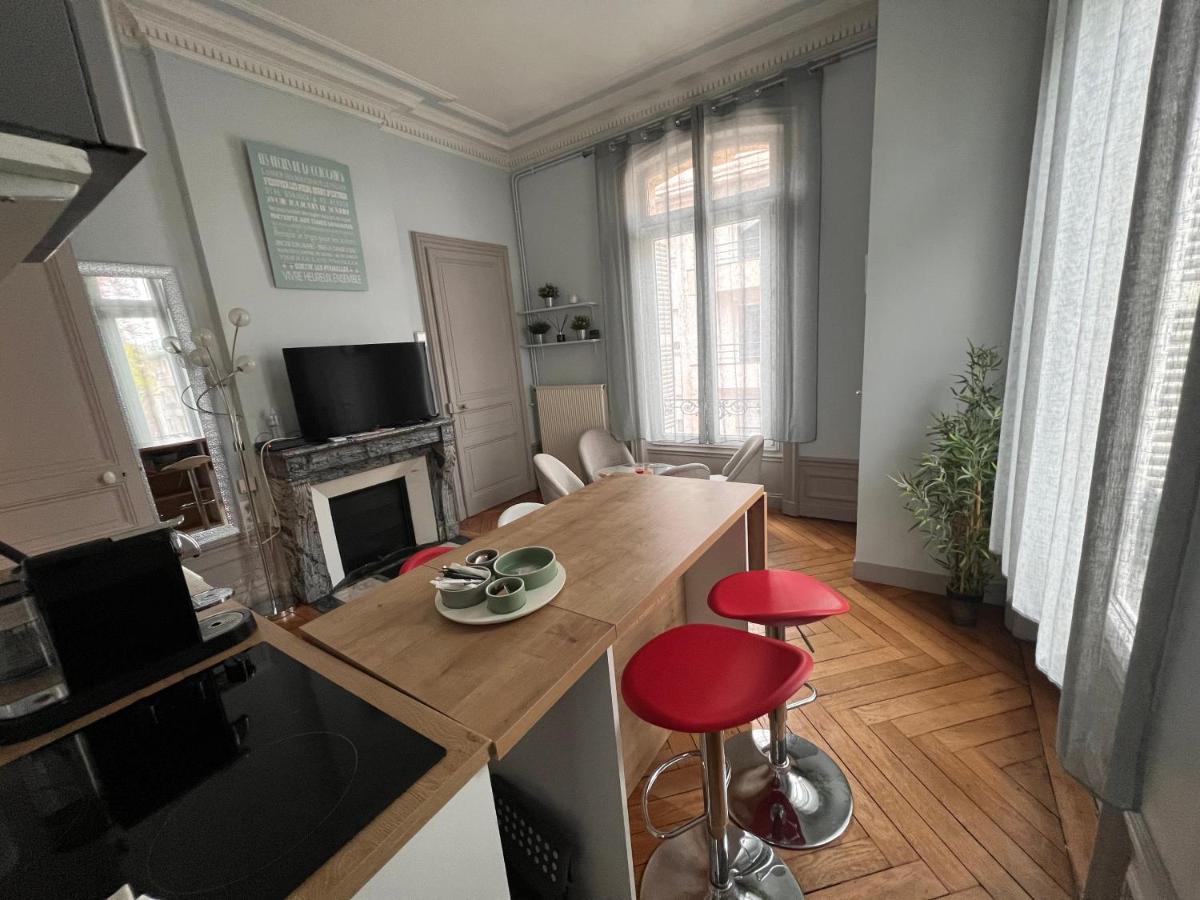 4 People+Free Street Parking+Cosy Centre Ville Apartment Rouen Exterior photo
